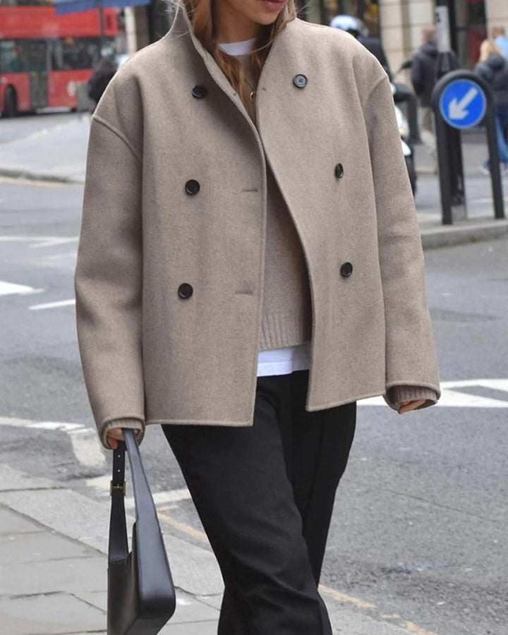 Esmée Peacoat | Women’s Urban Street Style