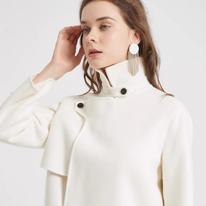 Isolde | Chic Cropped Jacket