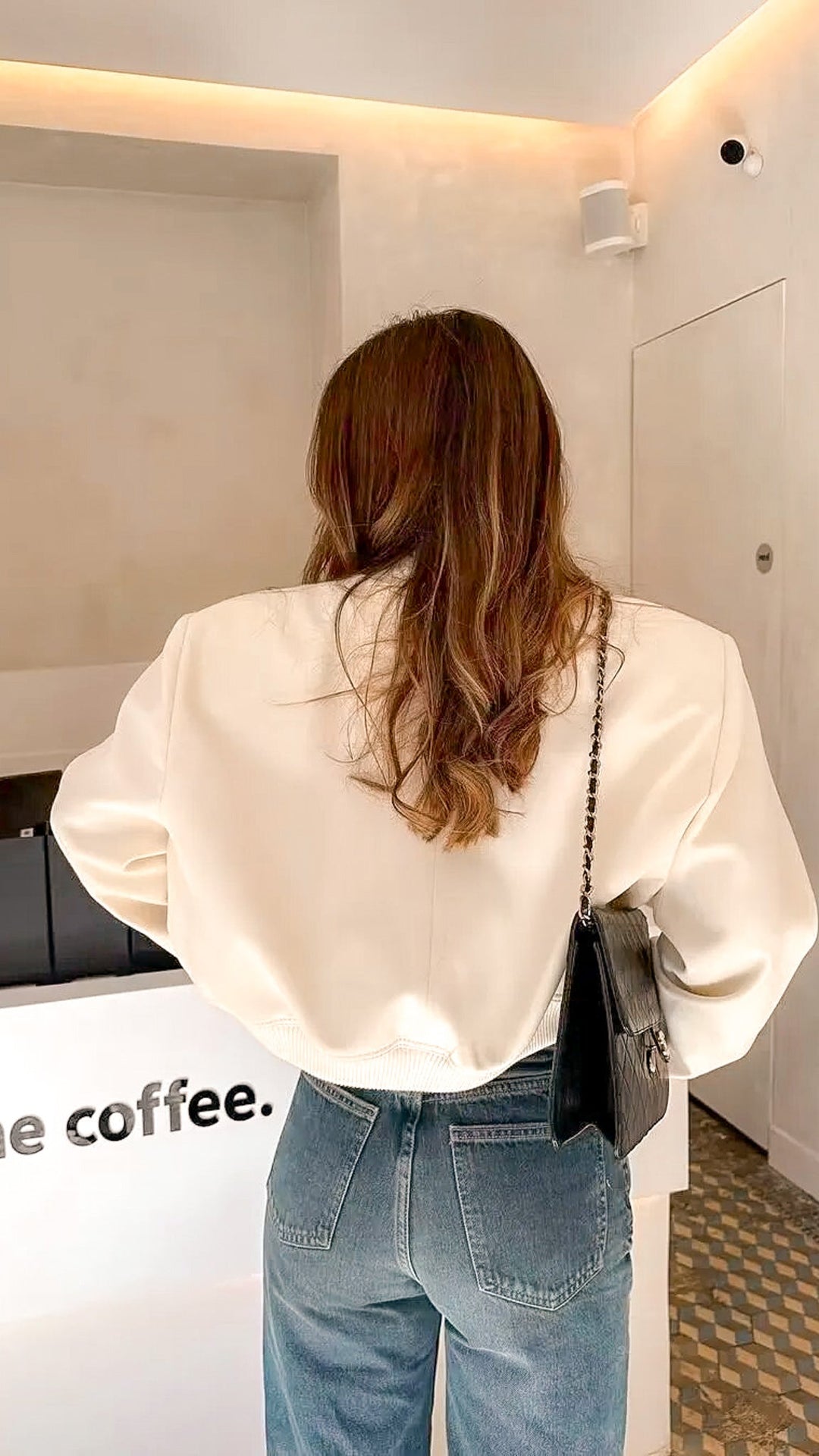 Elisanne Minimalist Jacket | Casual Everyday Layering