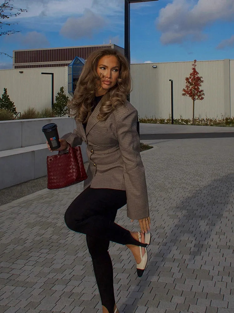 Tailored Plaid Blazer | Defined Sophisticated Silhouette