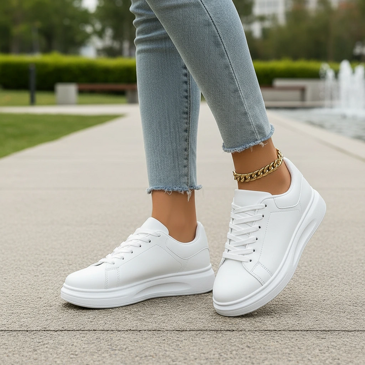 Women’s Minimal White Everyday Trainers