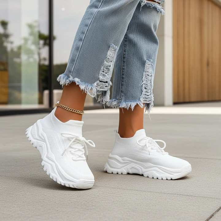 Women’s Chunky Knit Lace-Up Trainers