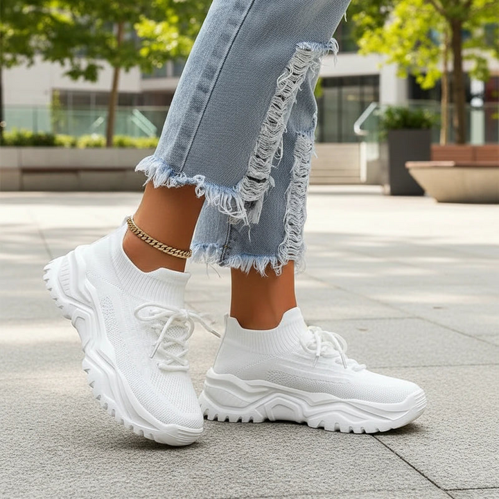 Women’s Chunky Knit Lace-Up Trainers
