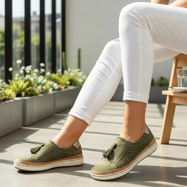 Women's Comfortable Slip-On Walking Shoes