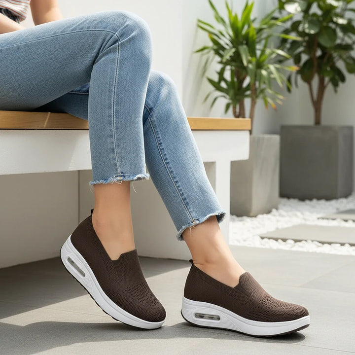 Women's Lightweight Slip-On Walking Shoes