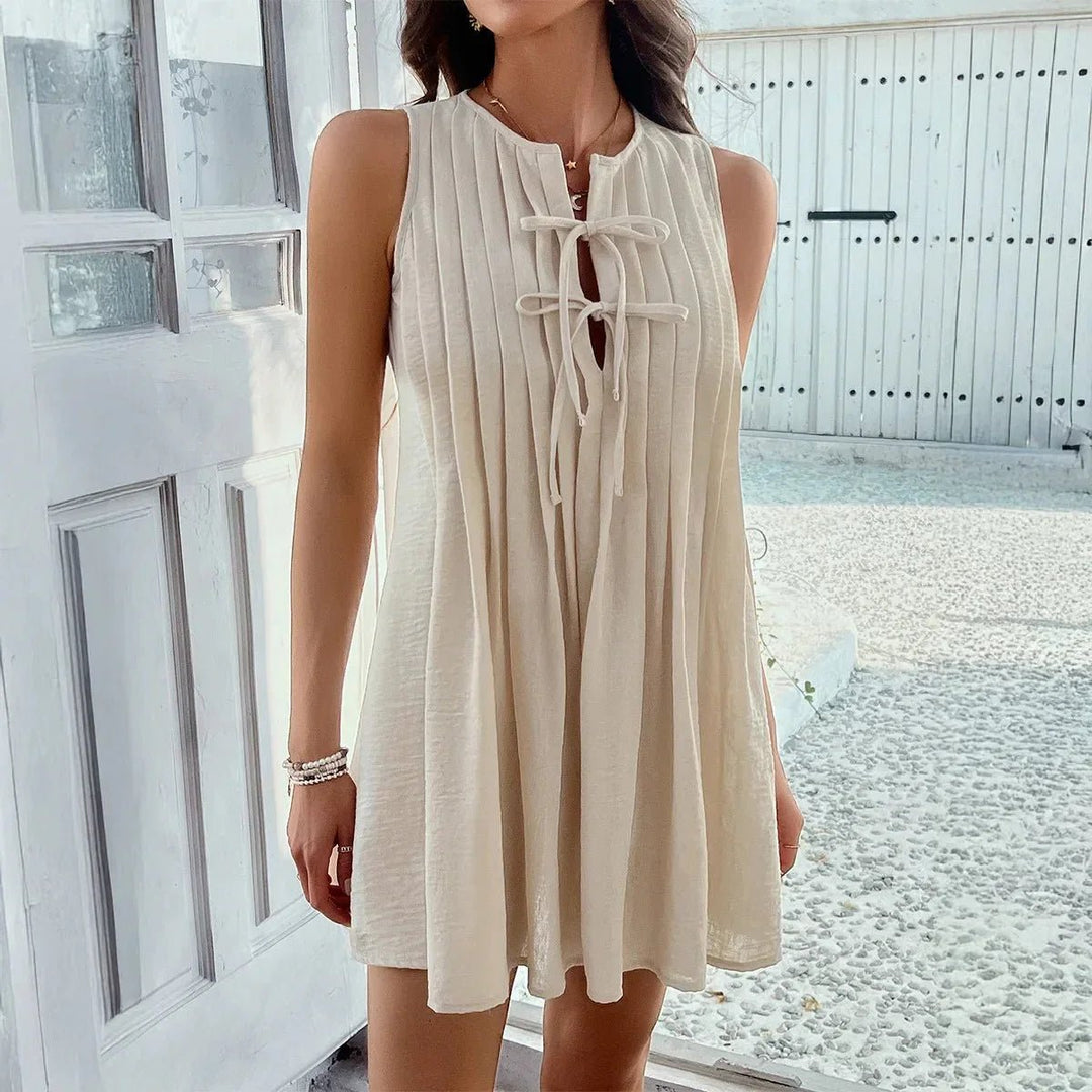 Isla - flattering pleats spring/summer top - LXNDON