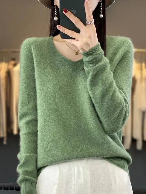 Nerisse | Elegant V - Neck Sweater - LXNDON