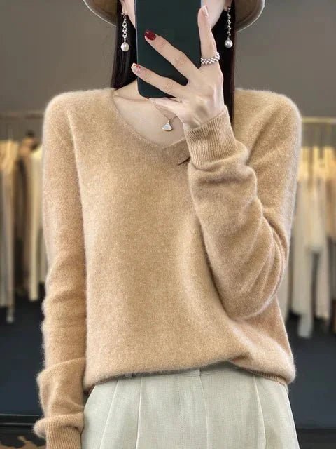 Nerisse | Elegant V - Neck Sweater - LXNDON
