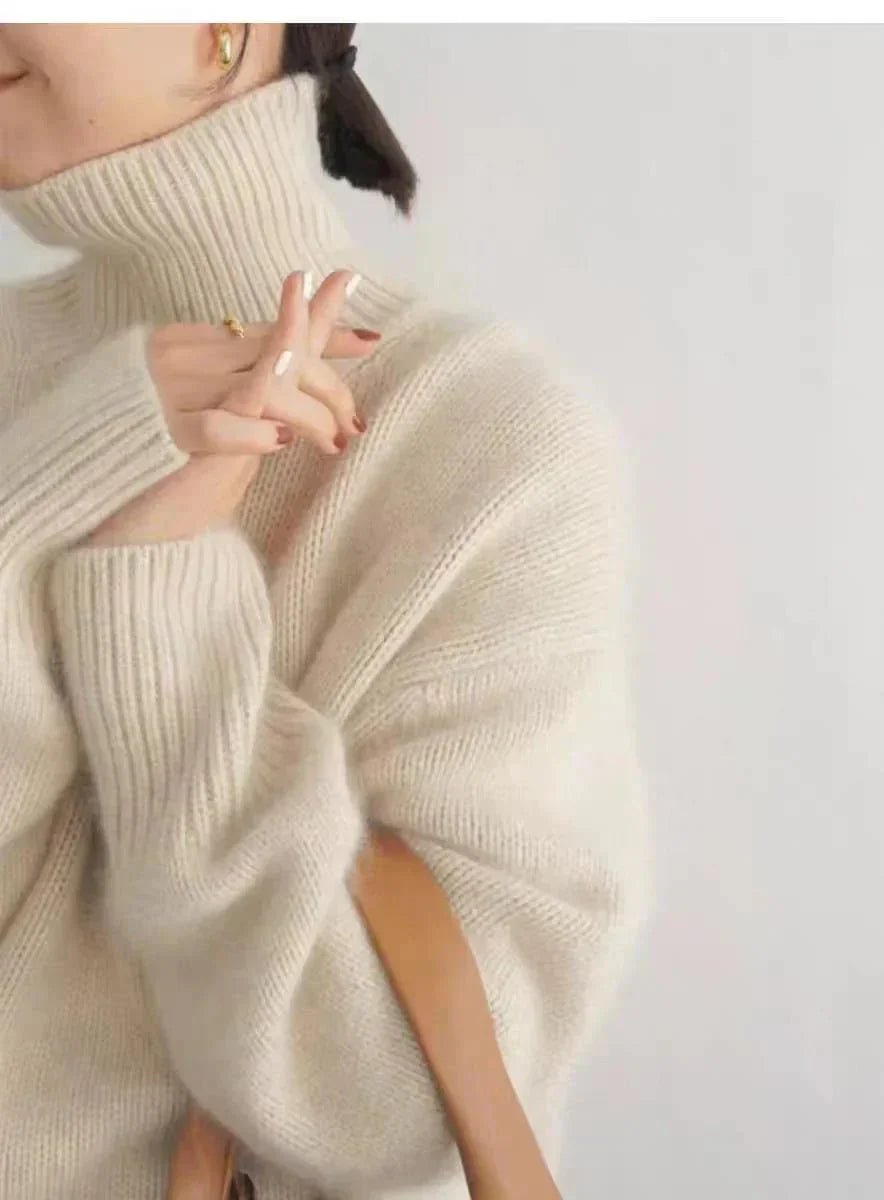 Nolene | Minimalist High - Neck Sweater - LXNDON