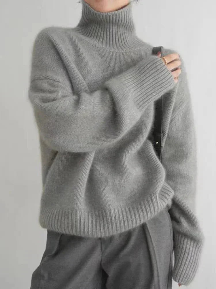 Nolene | Minimalist High - Neck Sweater - LXNDON